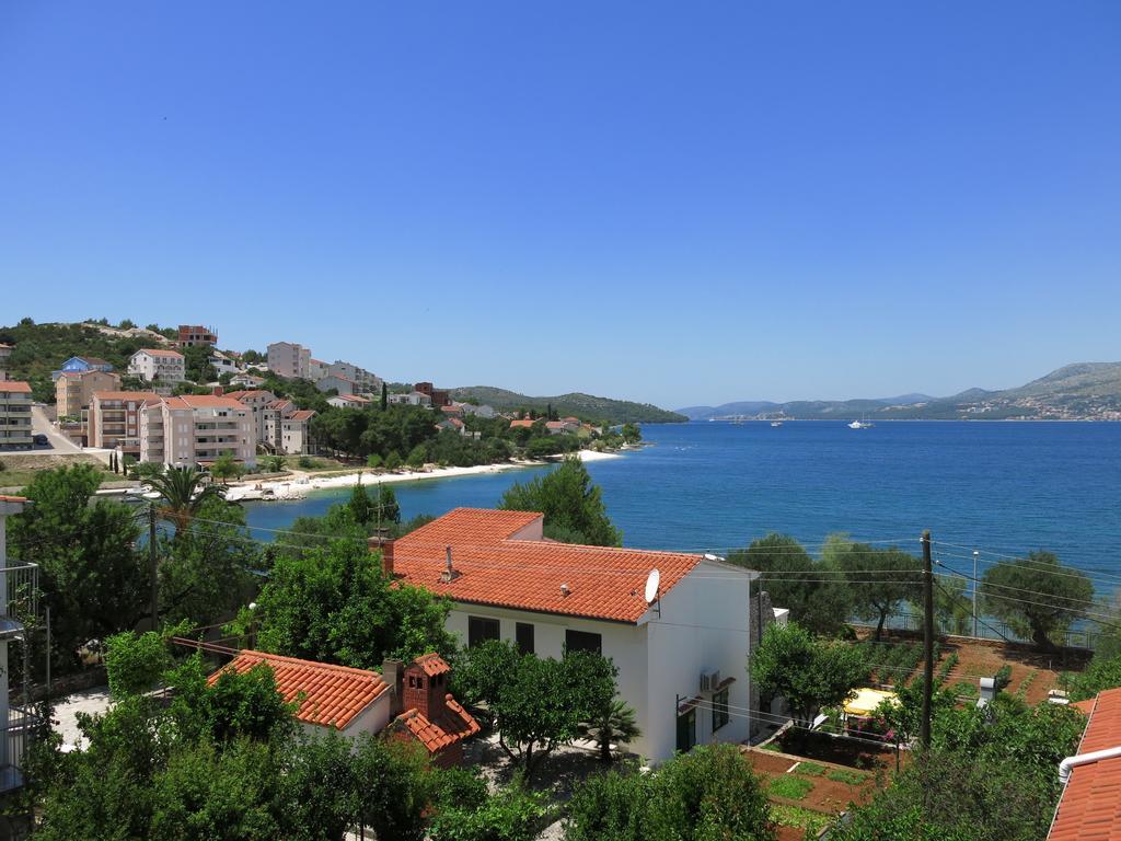 Apartments Luka Trogir Phòng bức ảnh