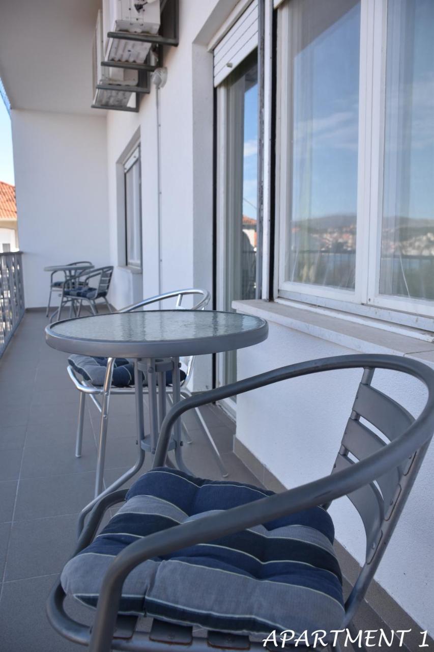 Apartments Luka Trogir Ngoại thất bức ảnh