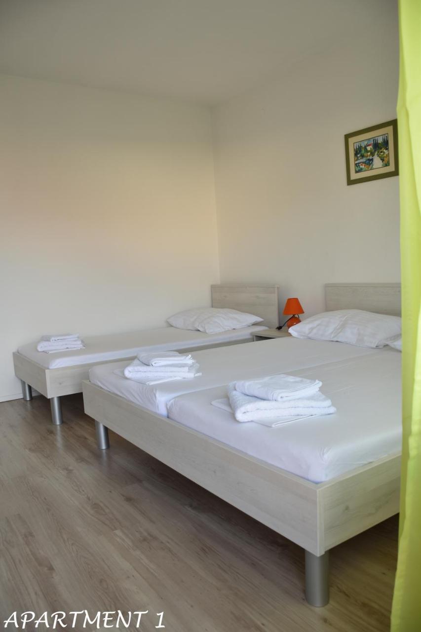 Apartments Luka Trogir Ngoại thất bức ảnh