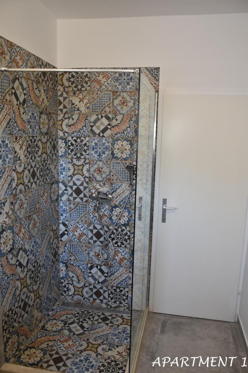 Apartments Luka Trogir Ngoại thất bức ảnh