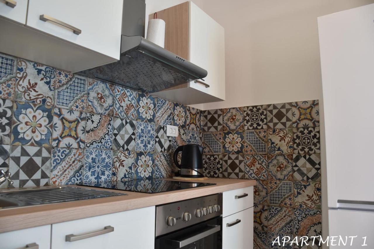 Apartments Luka Trogir Ngoại thất bức ảnh